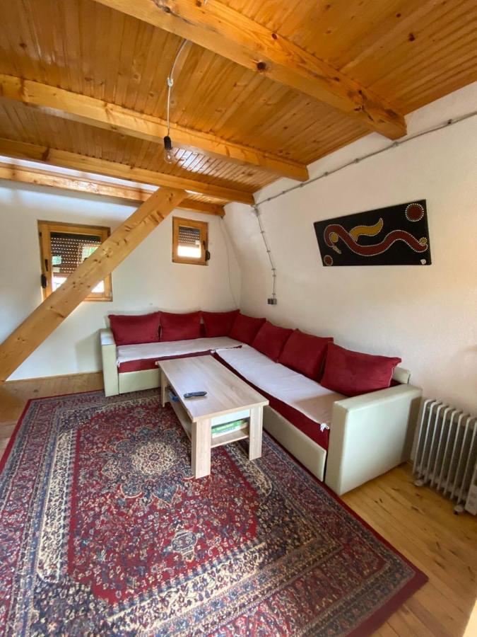 Bed And Breakfast Umoljani Extérieur photo